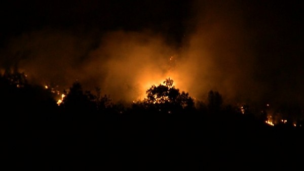 Две села бяха евакуирани заради голям пожар