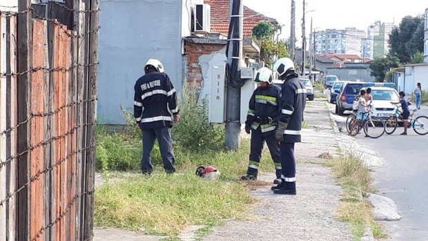 На косъм от трагедия! Газова бутилка се запали в бургаски квартал