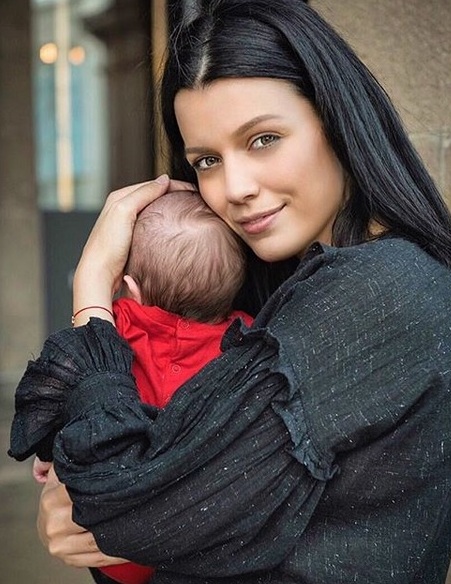 Д-р Стилянова в идеална форма 4 месеца след раждането