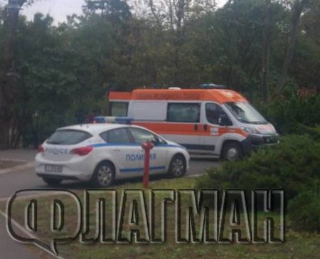 20-годишен с БМВ предизвика катастрофа край Приморско, прати туристка в болница