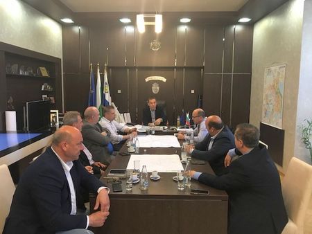Димитър Николов с призив към кметовете в Бургаска област