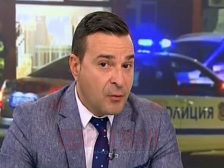 Слави Ангелов: Бях наказан заради работата ми, удряха ме по краката и по лицето с желязо