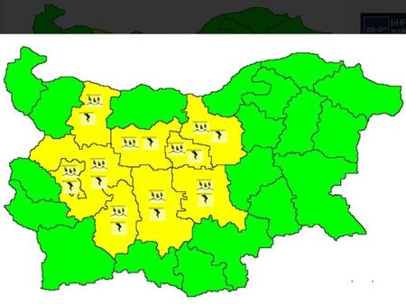 Жълт код в 9 области, ще вали проливно в Пловдив и Стара Загора