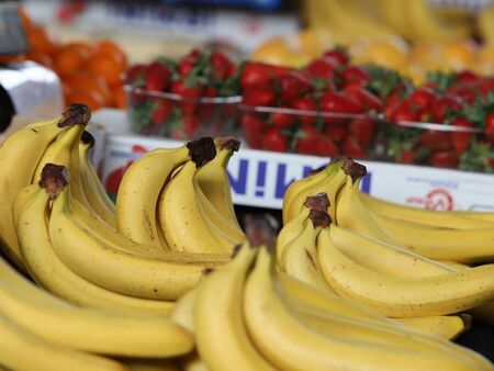 Италианските власти конфискуваха 654 кг кокаин, скрит в банани, пътуващи за Солун
