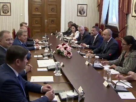 Президентът на „Лукойл“ на среща с Радев – обсъждат инфлацията и икономическата среда