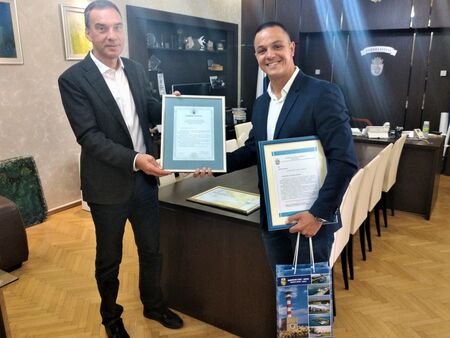 Цанко който е почетен гражданин на Бургас получи нови специални
