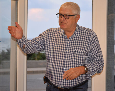 Водачът на листата на БСП за България посети Вагонния завод