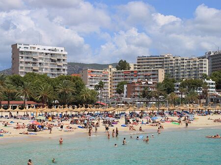 Какво се случи с този испански курорт и защо изведнъж се изпразни