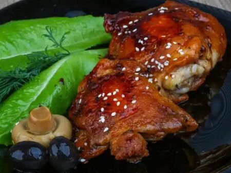 Нищо няма да остане в чинията: как да си направите вкусни и сочни пилешки бутчета