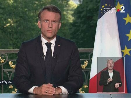 След съкрушителното поражение: Макрон разпуска парламента на Франция, обяви предсрочни избори