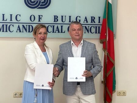 Университет „Проф. д-р Асен Златаров“ подписа меморандум за сътрудничество с Икономическия и социален съвет на Р България