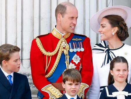 Принц Уилям и Кейт Мидълтън - „стълбовете“ на „нестабилната“ монархия