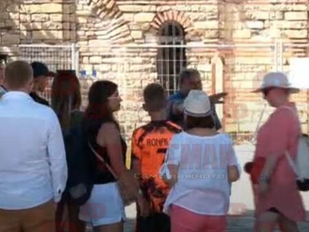 Мними екскурзоводи плъзнаха в Несебър и Созопол, търсят туристи във Фейсбук
