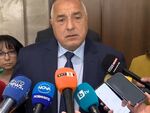 Румен Радев връчва мандата на кандидата за премиер на ГЕРБ