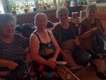 Приятели с големи сърца зарадваха най-възрастните в село Стоилово
