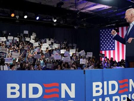 Демократите имат за цел да номинират своя кандидат за президент през първата седмица на август
