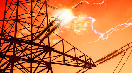 Бизнесът настоя за спешни компенсации срещу високите цени на тока