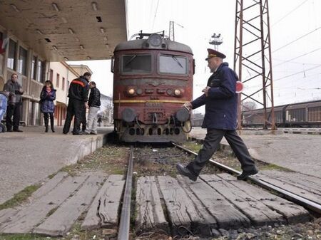 Пътник без билет нападна машиниста на влака от Пловдив