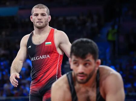 Изумително! Трето злато за България - Магомед Рамазанов отказа легенда в Париж 202