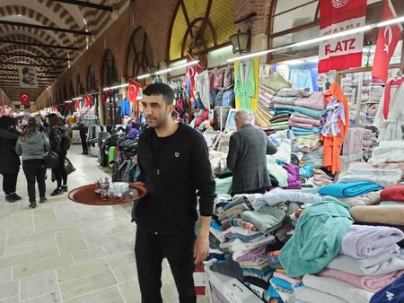 Българите обърнаха гръб заради високите цени  Търговци в Одрин твърдят