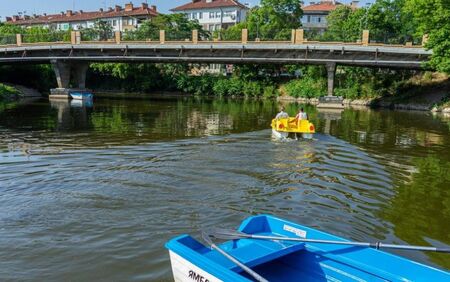 Вижте къде в Бургас да изкарате курс за оръжие или да постреляте за удоволствие