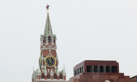 Съпругата на Пламен Бобоков блесна в галерията на Ники Младжов (СНИМКИ)