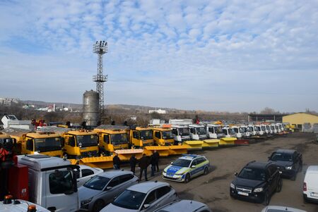 Община и полиция инспектираха фирмите за зимна поддръжка в Бургас