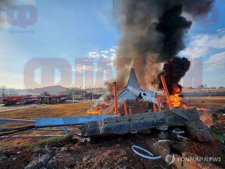 Южна Корея потъна в траур, 179 са вече жертвите от самолетната катастрофа