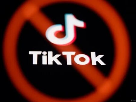 Спира ли TikTok днес? Ето какво ще се случи