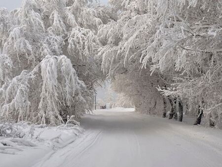 Кошмар на пътя: Отдолу лед, отгоре сняг