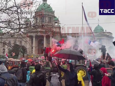 56 в болница след протеста в Белград, а Вучич обвини Запада за бунта